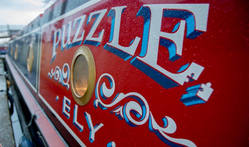 Narrowboat Puzzle Hotel Ely Exterior photo
